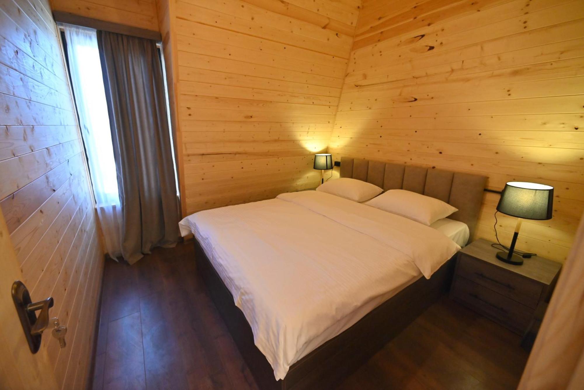 Hidden Garden Resort Гарни Экстерьер фото